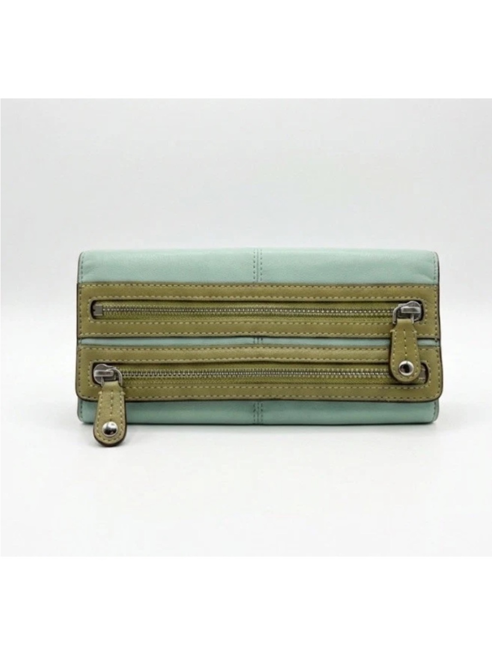Coach Bonnie Wallet-Slim Envelope. Seafoam/Lime Green Leather, Zippers EUC 42541